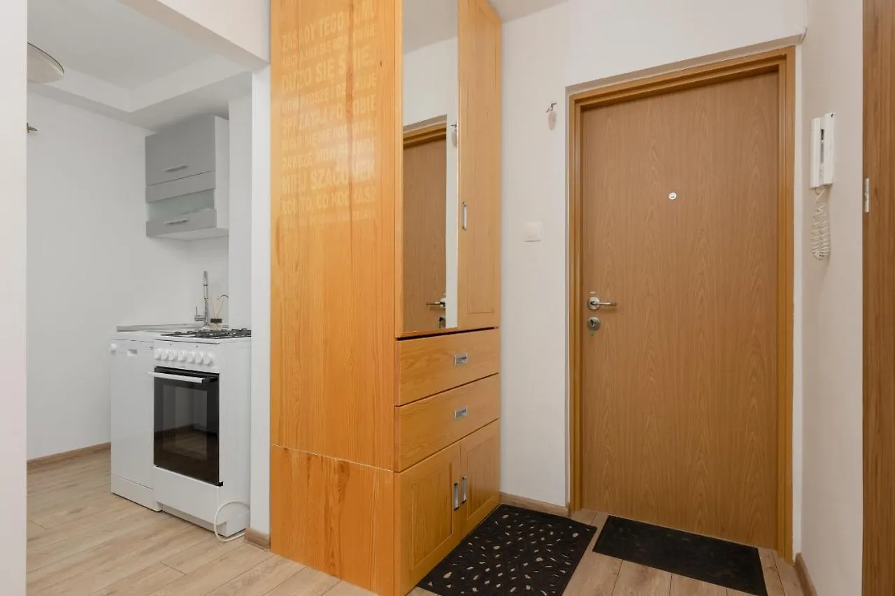 Pet-Friendly Apartment Panska With Ac By Noclegi Renters Varsóvia